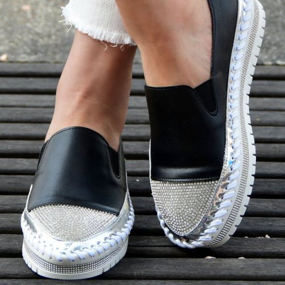Shoes - Black bedazzled flats